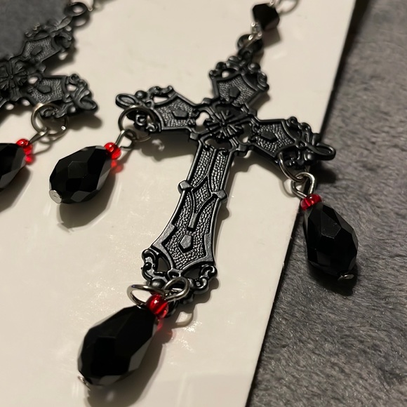 Beautiful Black Deco Art Cross w/Dangles Pierced Earrings - Picture 5 of 6